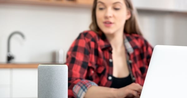 Should You Be Advertising With an Auditory or Visual Medium